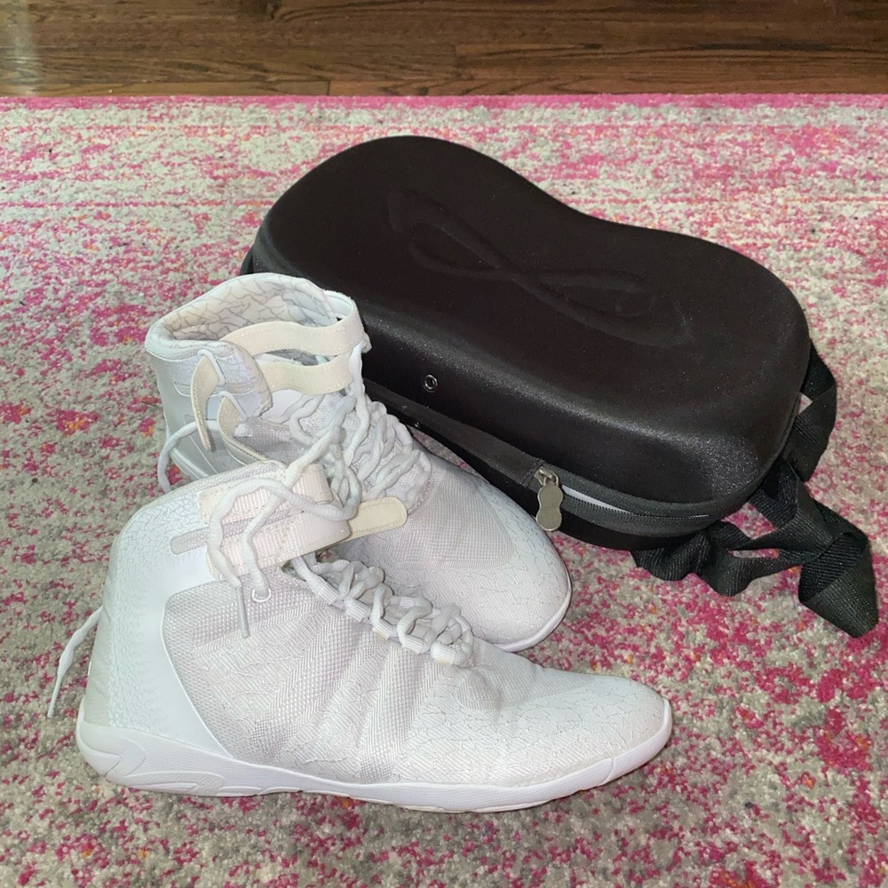 NFINITY TITANS